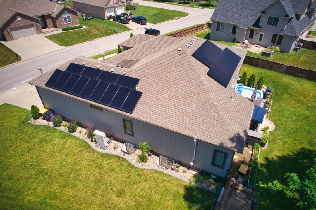 9.775 kW Residential Maxeon Solar Installation in Blue Springs, Missouri